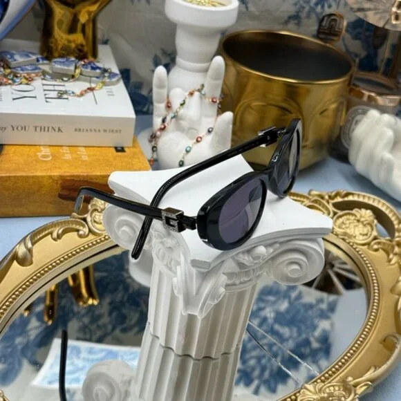 🆕 GUCCI 🧿 NWOT GG1680S Linea GG Logo Cateye Sunglasses, Black & Grey Lens - Picture 11 of 16